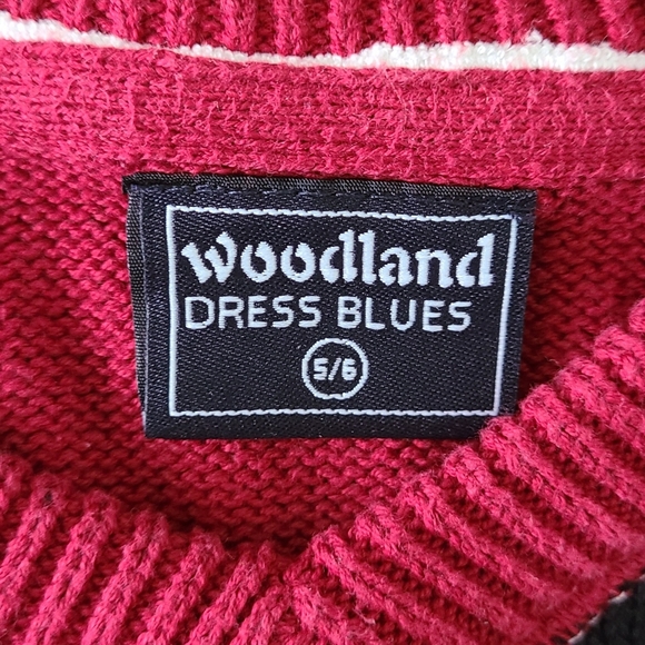 4/$20 Boys Argle sweater - Picture 3 of 4